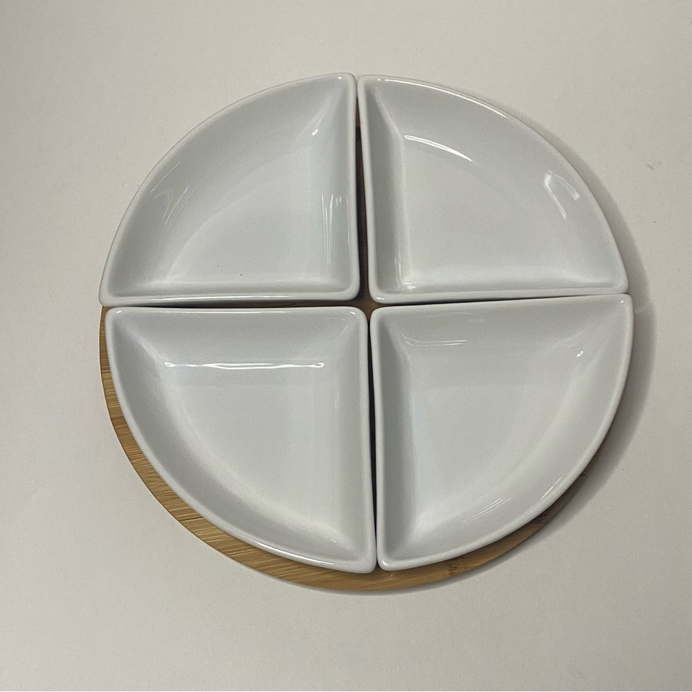 Core Appetizer Fruit Set Round Wooden Tray 4 Ceramic White Triangular Bowls